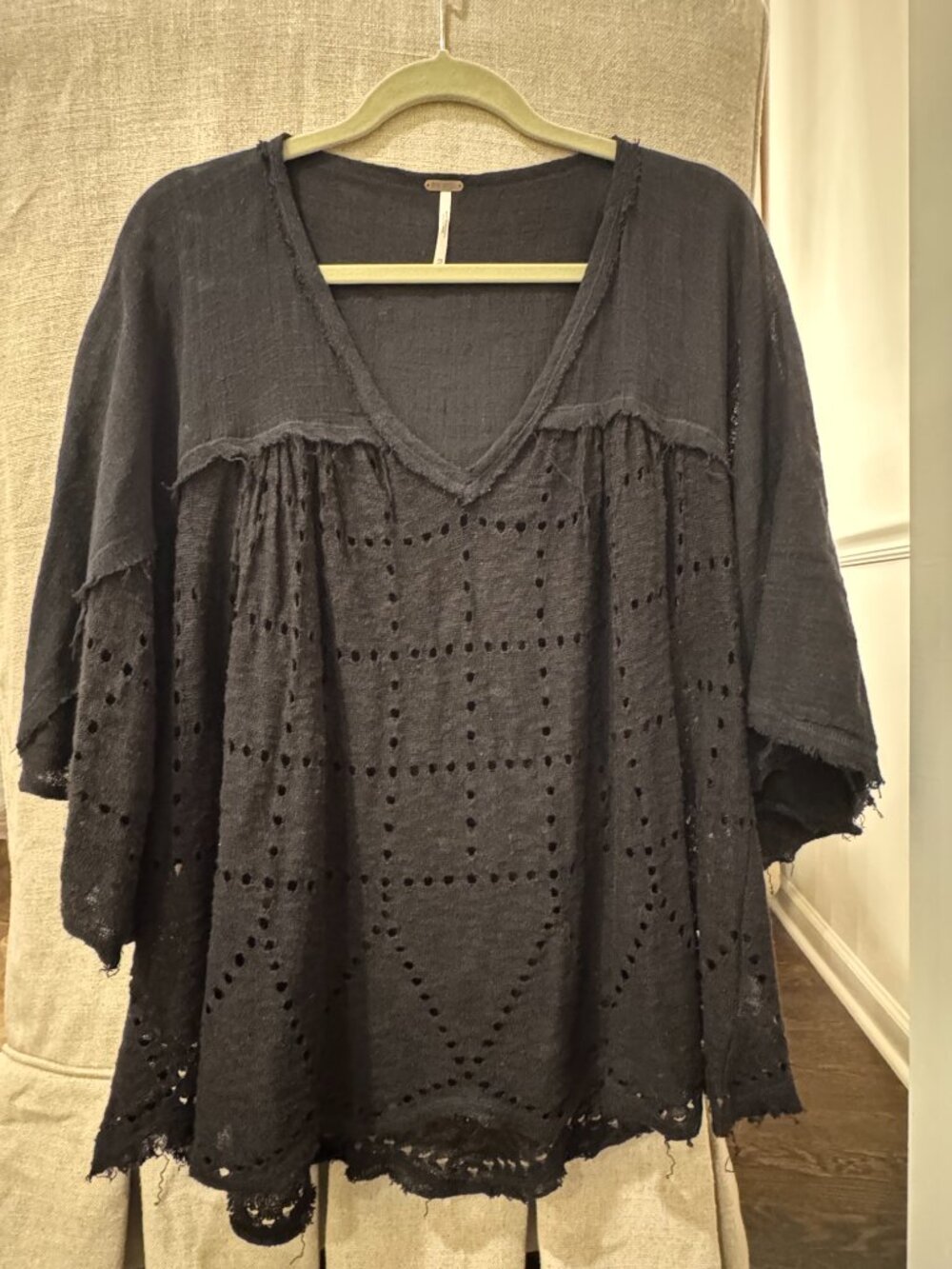 FREE PEOPLE multi texture top size XS